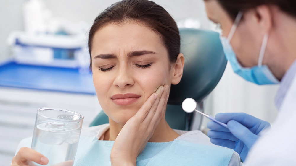 Dentist in Ashok Vihar
